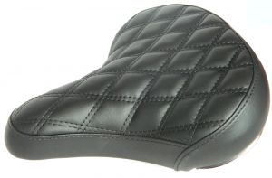 Nyereg DDK steppelt 268 x 258 mm, fekete
